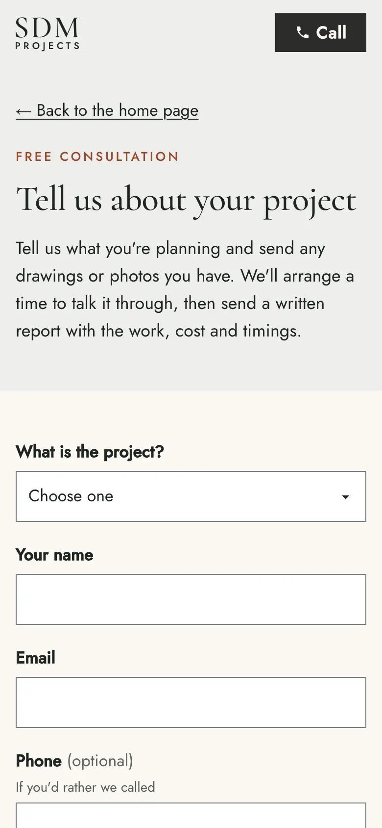 The free consultation form on a phone: the kind of project, name, email, phone and where the project is.